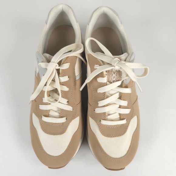 NWOB UGG Retrainer Sports Sneakers LEATHER/MESH 1136855 Sz 8.5 - Picture 7 of 14